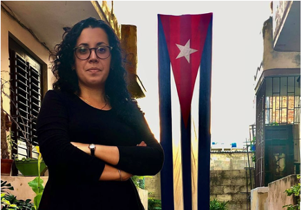 “Lo que buscan los órganos represivos cubanos: destruirnos lentamente; es más efectivo, deja menos huellas y es menos escandaloso a nivel internacional.” Entrevista a la periodista Camila Acosta.